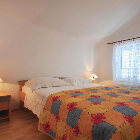 Lovely Apartment In Trogir With Kitchen エクステリア 写真